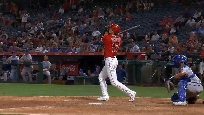 Shohei Ohtani CRUSHES Game Tying 3Run Homer In 9th