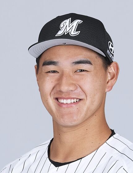 西川史礁.303(400-121)7本40点OPS.790