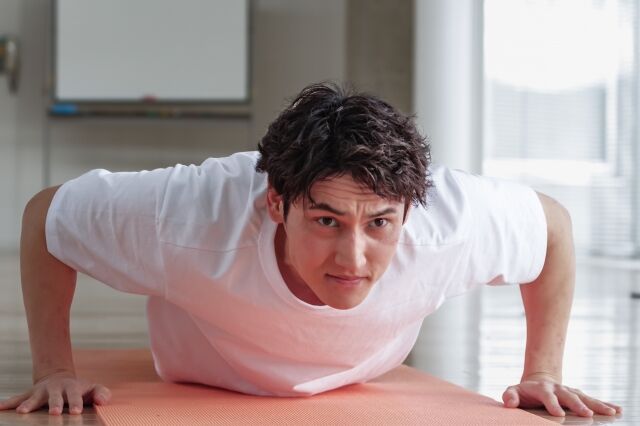 筋トレってプッシュアップ(腕立て)するだけでも効果ある？