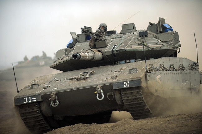 Flickr_-_Israel_Defense_Forces_-_Storming_Ahead