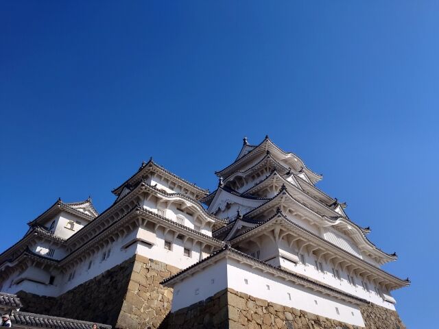 【悲報】姫路城、来月から入場料2.5倍になってしまうwinwinwin
