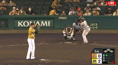 阪神対巨人13回戦 巨人 ウィーラー 阪神 秋山からポール直撃の第9号ソロホームラン 1点差に詰め寄る スポキチ速報 阪神対巨人13回戦 巨人 ウィーラー 阪神 秋山からポール直撃の第9号ソロホームラン 1点差に詰め寄る スポキチ速報