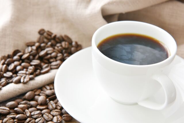 コーヒーはブラックでしか飲まない奴ｗｗ