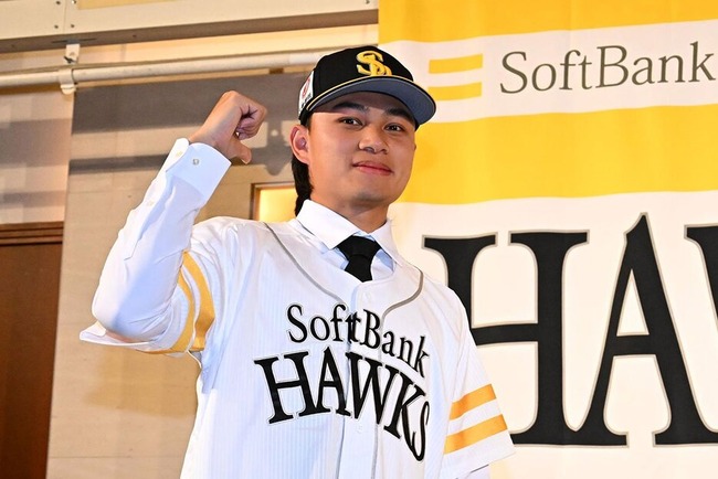 徐若熙(最速158キロ平均151キロ、制球力抜群、決め球スプリットチェンジ、フォーム綺麗)