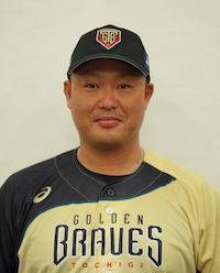 田村直臣