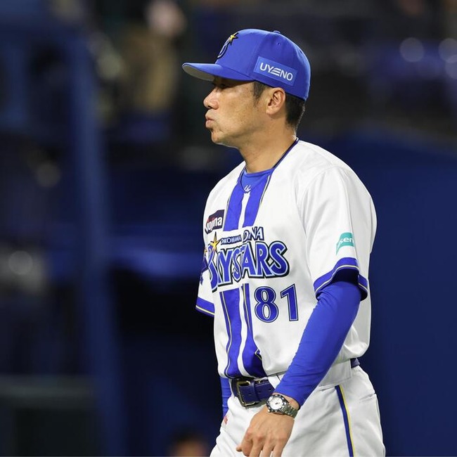 DeNA・相川監督 延長十一回満塁策失敗「私の責任」4時間44分死闘も敗戦