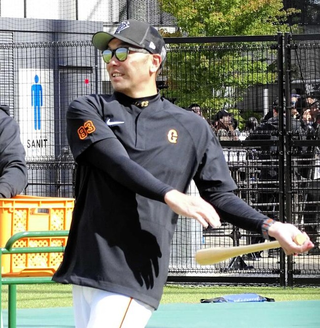 【巨人】阿部監督、バントやエンドランの習熟度を測る紅白戦実施へw w w w w w w w w w w w w w w w