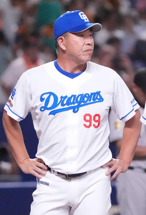 中日井上監督、セDH導入に「60%賛成。メリット多い。ただウチの場合『誰出すの?』って問題が…」 中日井上監督、セDH導入に「60%賛成。メリット多い。ただウチの場合『誰出すの?』って問題が…」