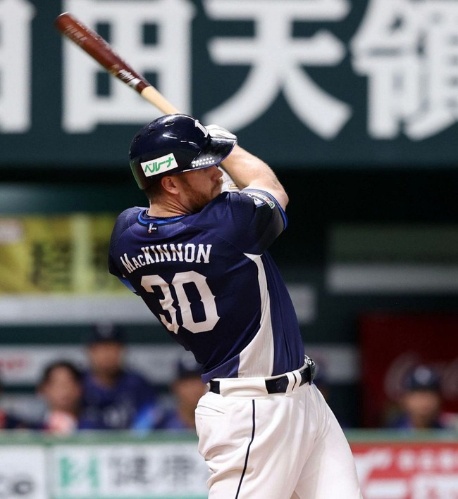 9c33e6374f7c9b89454626a045b56758_1_002