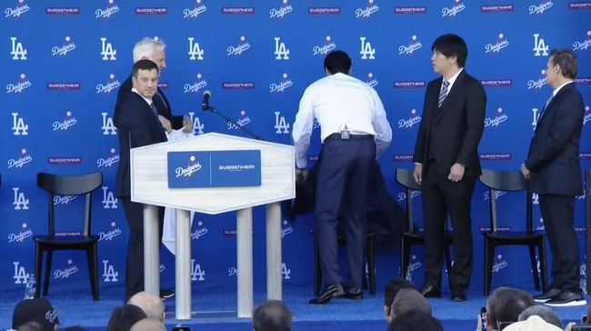 2023_12_15_08_04_07_930.mp4_snapshot_05.03.990