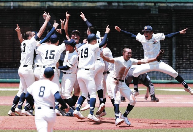 初の甲子園決めた未来富山高校、全校生徒は24人、全員が野球部員 初の甲子園決めた未来富山高校、全校生徒は24人、全員が野球部員