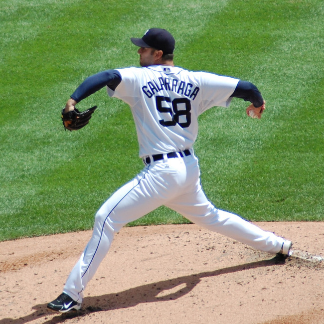 Armando_Galarraga_pitching_2010_cropped