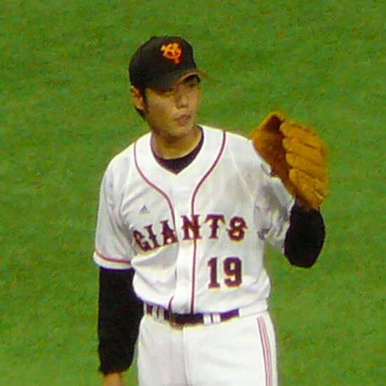 Koji_Uehara_in_April_2006