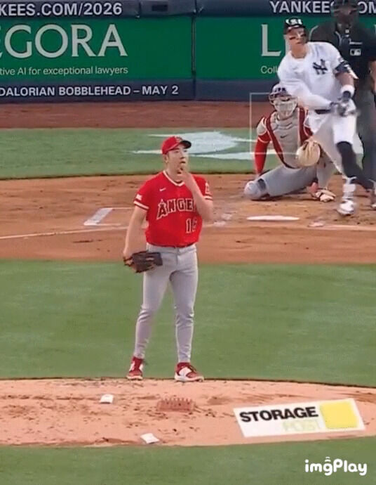 菊池雄星、ホームラン打たれた直後に何故か指ペロペロのサムネイル