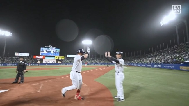 【ヤクルト対広島1回戦】ヤクルト・オスナ、広島・森下から今季第1号ソロホームラン！リードを2点に広げる！！！！！！！！！！！！