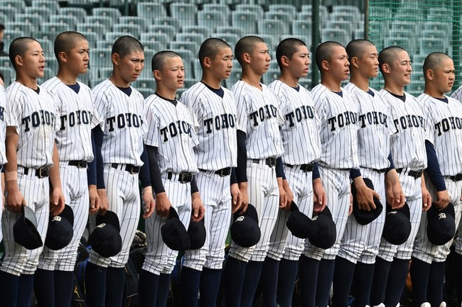 高校球児「このままじゃダメだ…何かを変えないと」→丸刈りにする 高校球児「このままじゃダメだ…何かを変えないと」→丸刈りにする