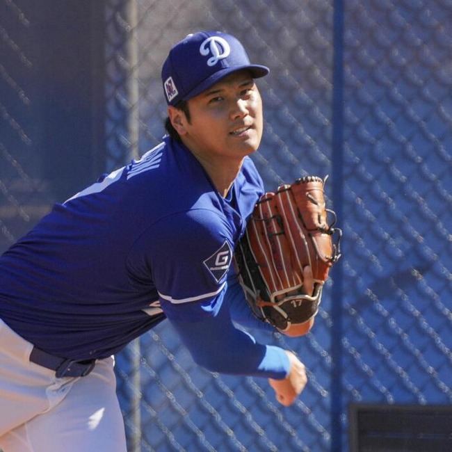 uUzvQ3lML_bkIqyakc1vFhNrRI0RUQxg5aFkrX0xDg1_T0wXrbEJjtNG_002