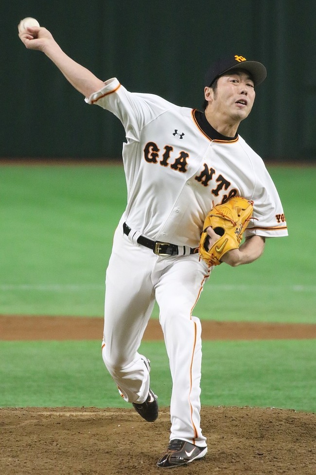 800px-Giants_uehara11