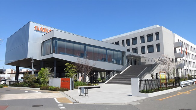 校舎への入り口