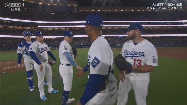 ドジャースがロイヤルズを３連勝スイープ！大谷翔平が決勝点となる27号逆転２ランHR、先発ラウアーは112球力投でQS達成＆今季７勝目