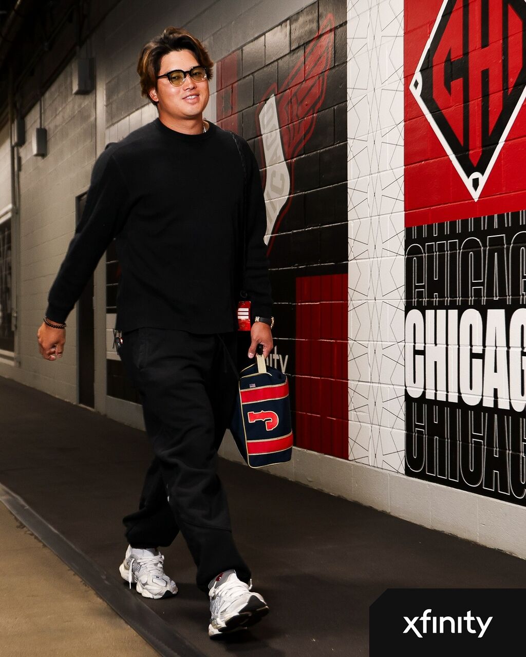 【画像】村上宗隆、なんかオシャレになる