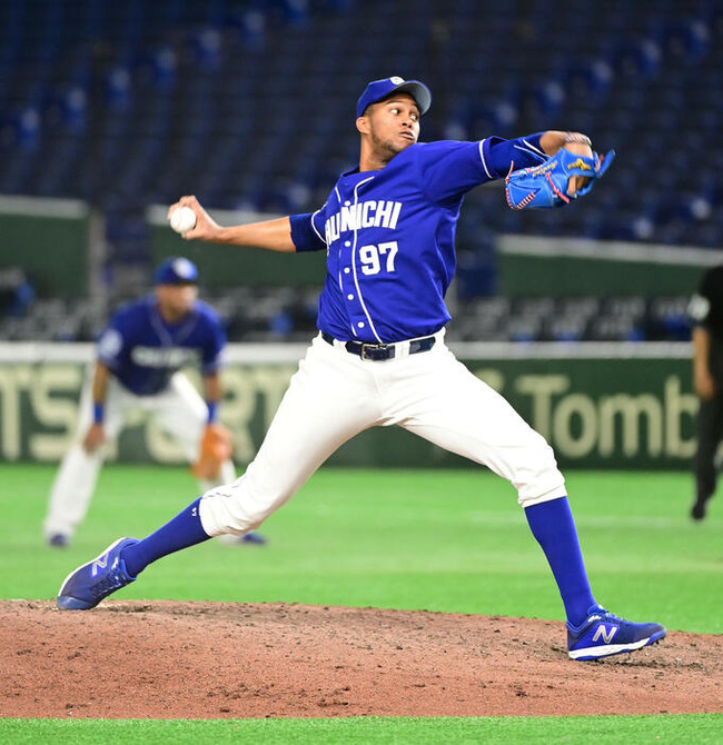 ５月２０日 ライデルマルティネス ロドリゲス モイネロ グラシアル離日へ