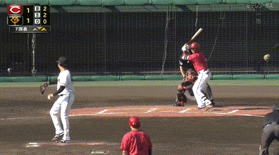 【巨人対広島練習試合】巨人・石川が危険球退場　広島・久保は倒れ込み動けず→担架で搬送、場内騒然