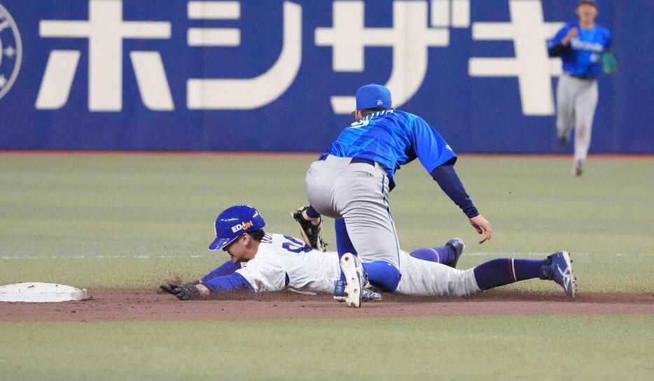 中日・尾田「初球は『待て』と言われていて、2球目から『いこうか』という話はしていました」井上監督「状況判断をもう少しできれば」