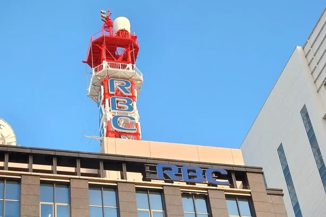 AC230625TDB000002000XX_01-scaled