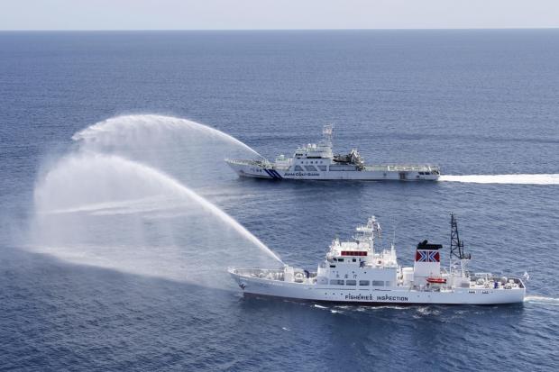 水産庁、長崎沖日本EEZ(排他的経済水域)で中国漁船拿捕 船長逮捕