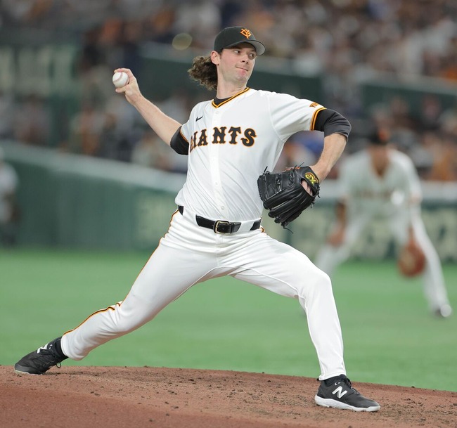 20241002-OHT1I51373-L