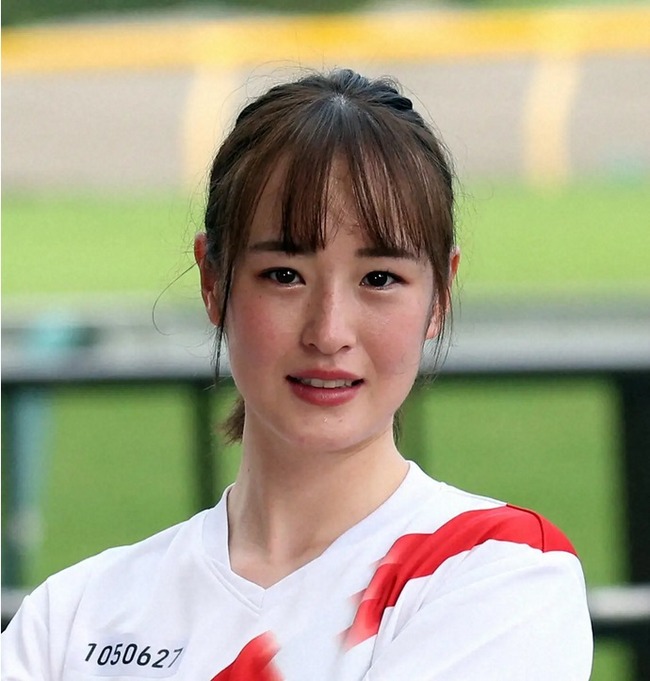 美人騎手・藤田菜七子、本日ロッテ戦で始球式　ノーバンなるか