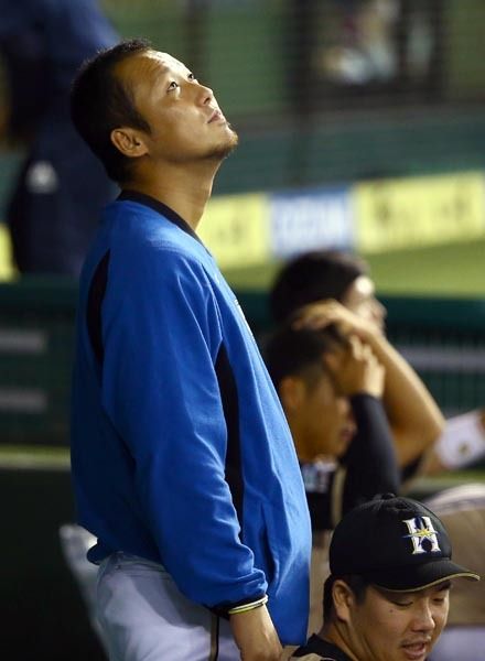 【ソースはゲンダイ】中田翔さん、年俸をガッツリ下げられた ...