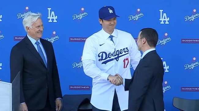 2023_12_15_08_09_12_645.mp4_snapshot_00.30.106