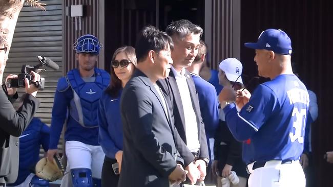 【朗報】侍ジャパン井端監督に有能疑惑!雄星、大谷、千賀が出場に前向き! 【朗報】侍ジャパン井端監督に有能疑惑!雄星、大谷、千賀が出場に前向き!