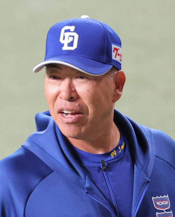 【中日】５回９失点の開幕投手内定の柳裕也に井上一樹監督「あと２週間ある。意気に感じて臨んでほしい」