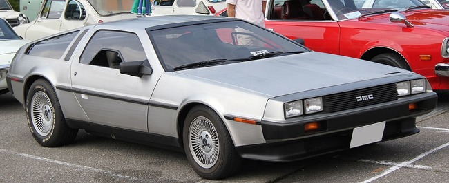 De_Lorean_DMC-12_01