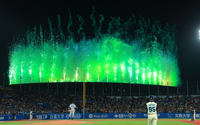 【画像】昨日のヤクルト戦で突然上がった花火wwwwwwwwwwwwwwwwwwwwwwwwwwwwwwwwwwwwwwwwwwwwwwwwのサムネイル