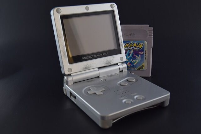 gameboy-1788971_640