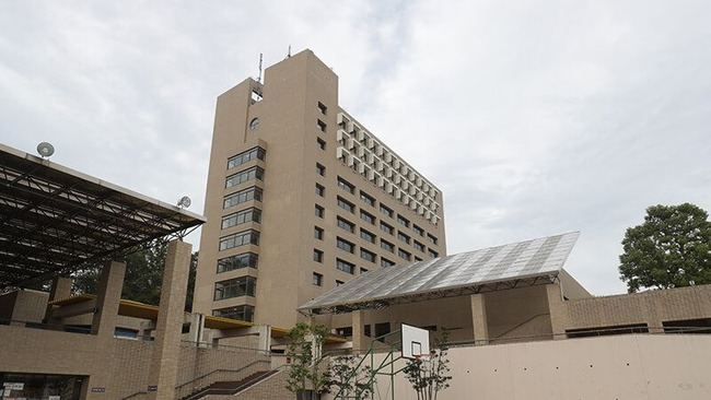 img_329746d395124ed3f7d5f6bbe8ec10ef79756