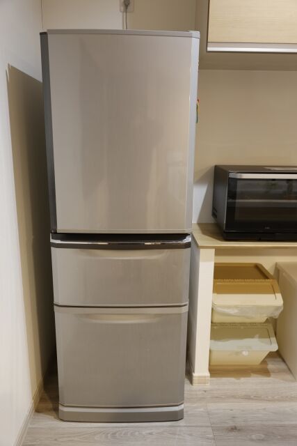 一人暮らしなのに310Lのクソデカ冷蔵庫を買ったワイの末路wwwwwwww