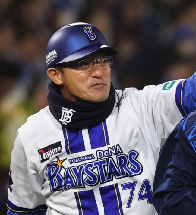 【朗報】侍ジャパン外野守備走塁部門のコーチにDeNA河田雄祐コーチが有力候補に　指導に定評