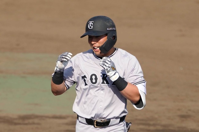 d0649_60_09fb2b24_146066b5