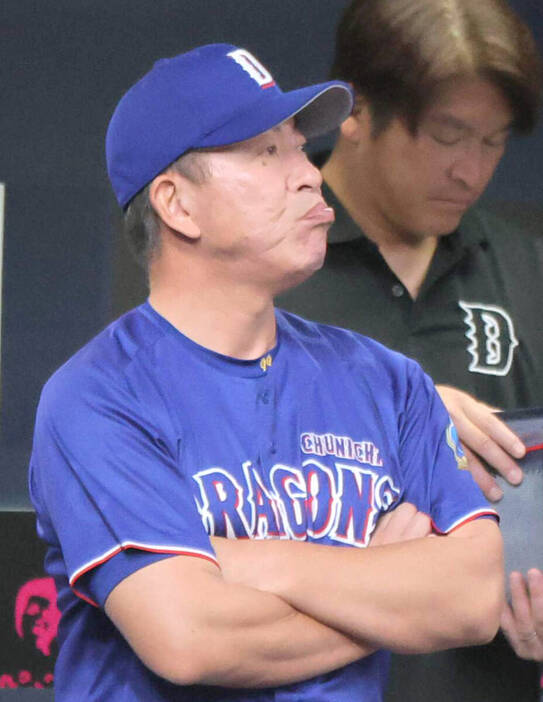 【朗報】井上一樹「紙一重の戦い。扉の鍵をどう見つけるか。何かきっかけをつかめば、やってくれると思う」のサムネイル