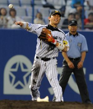 bb-f-20120704-arai-ns300