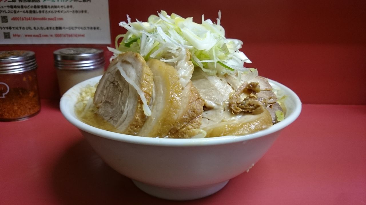 ラーメン二郎 桜台駅前店 ２ 小豚入り 不羈奔放 フリーダムなラーメンを主体とした記録