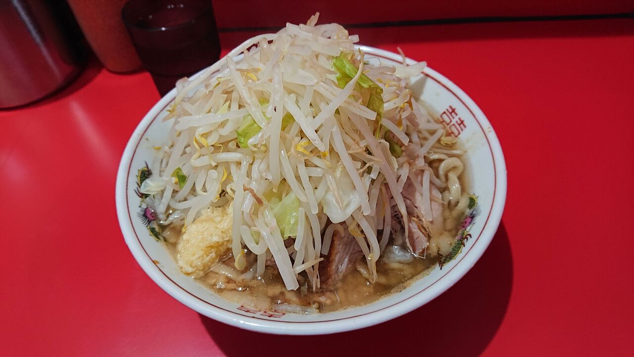 ラーメン二郎 千葉店 5回目 小豚 ニンニクとヤサイ 不羈奔放 フリーダムなラーメンを主体とした記録