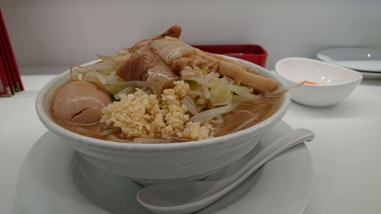 Dining Bar ミラコロ M郎ラーメン大盛 奥久慈玉子の味玉子 生玉子 不羈奔放 フリーダムなラーメンを主体とした記録