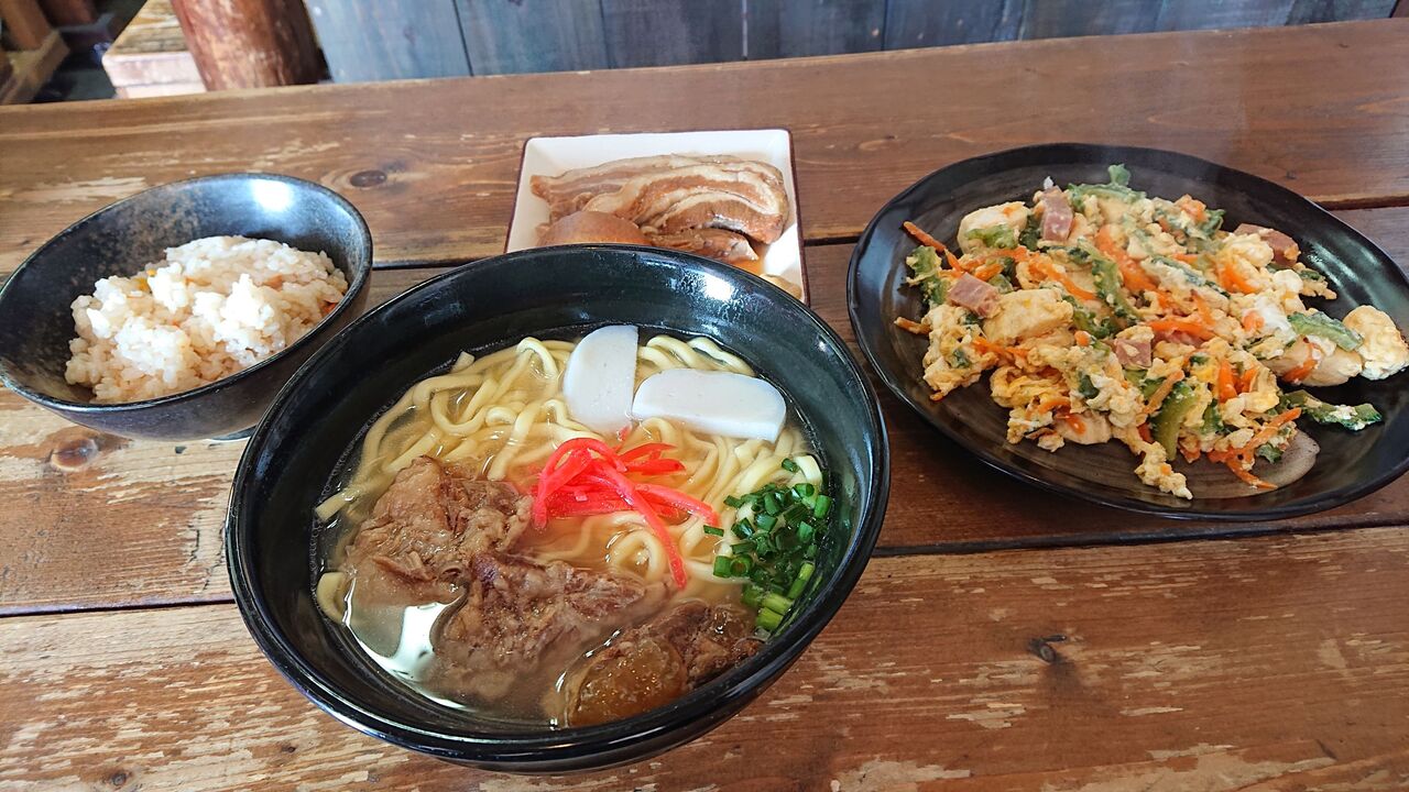 南国市場 ソーキそば定食 ゴーヤーちゃんぷる ラフテー 不羈奔放 フリーダムなラーメンを主体とした記録 南国市場 ソーキそば定食 ゴーヤーちゃんぷる ラフテー 不羈奔放 フリーダムなラーメンを主体とした記録