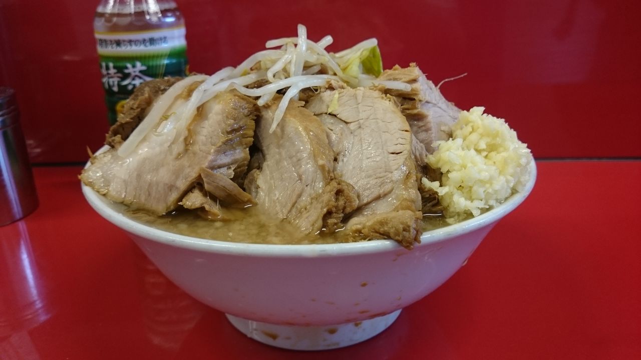 ラーメン二郎 西台駅前店 ４ 小ラーメン 豚増し 不羈奔放 フリーダムなラーメンを主体とした記録